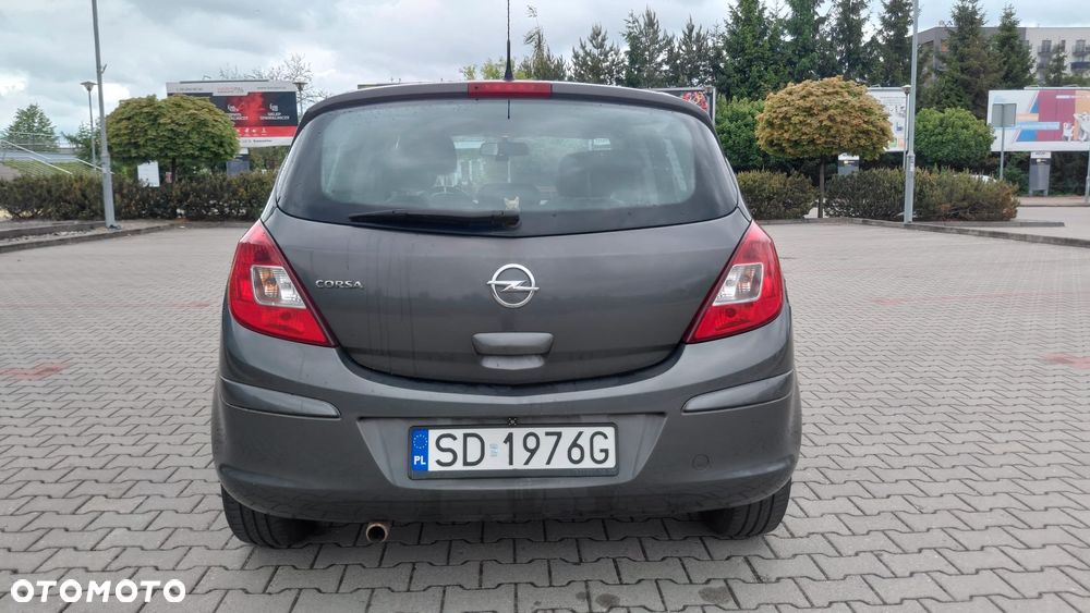 Opel Corsa 1.4 16V Cosmo - 3
