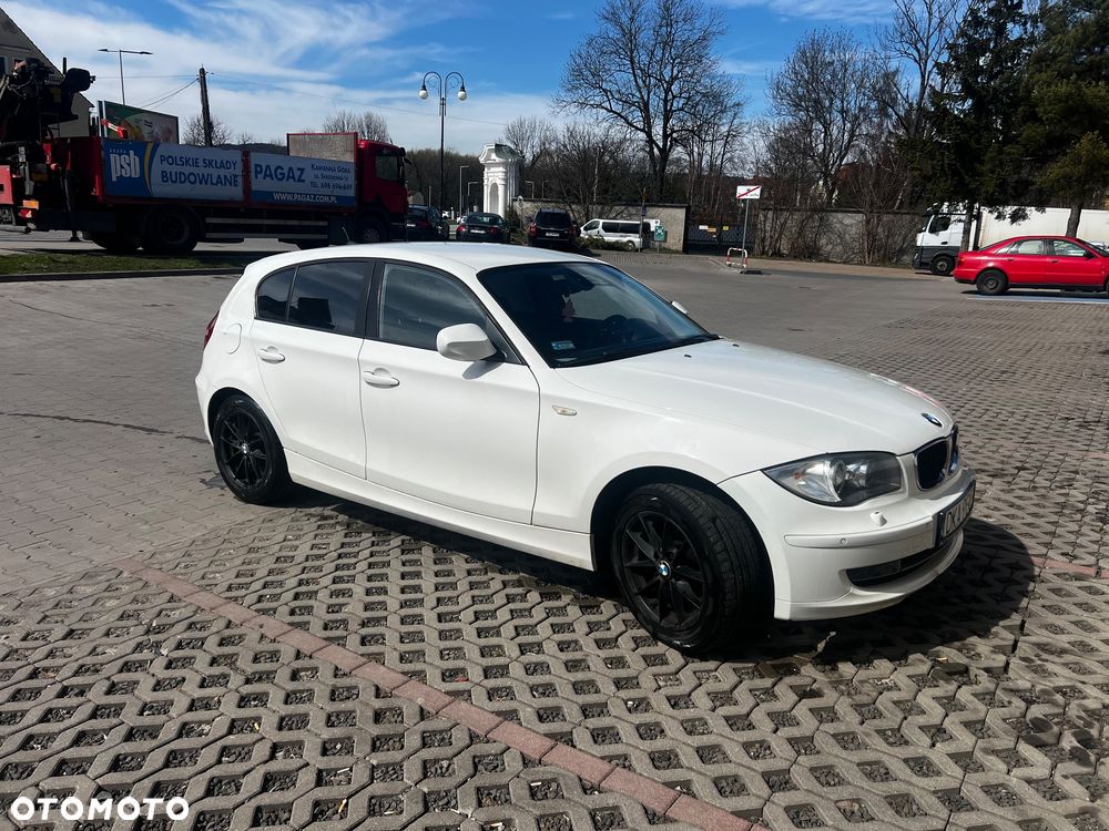 BMW Seria 1 118d - 6