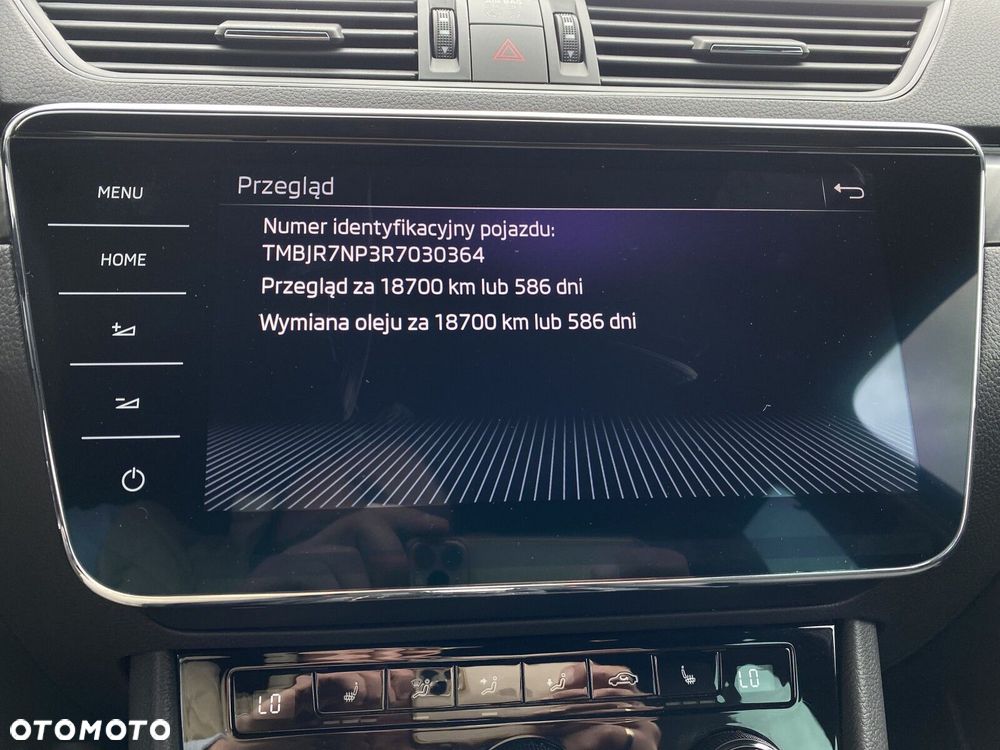 Skoda Superb 2.0 TDI SCR Sportline DSG - 37