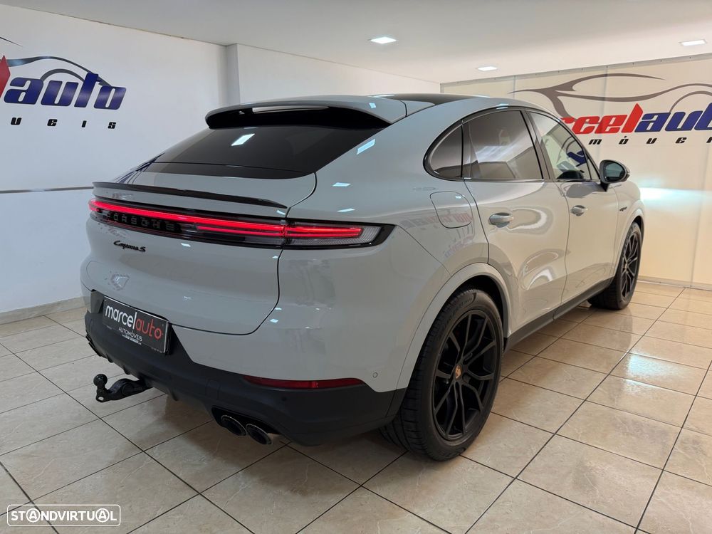 Porsche Cayenne Coupé S E-Hybrid - 13