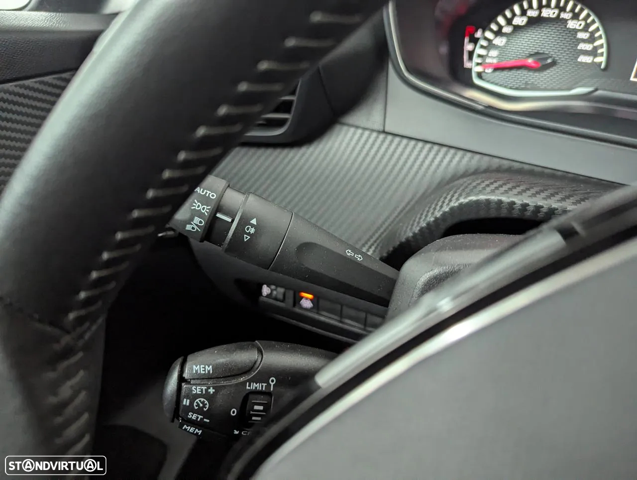 Peugeot 208 1.2 PureTech Active - 24