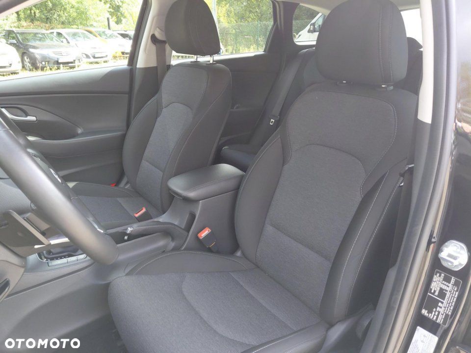 Hyundai i30 - 11