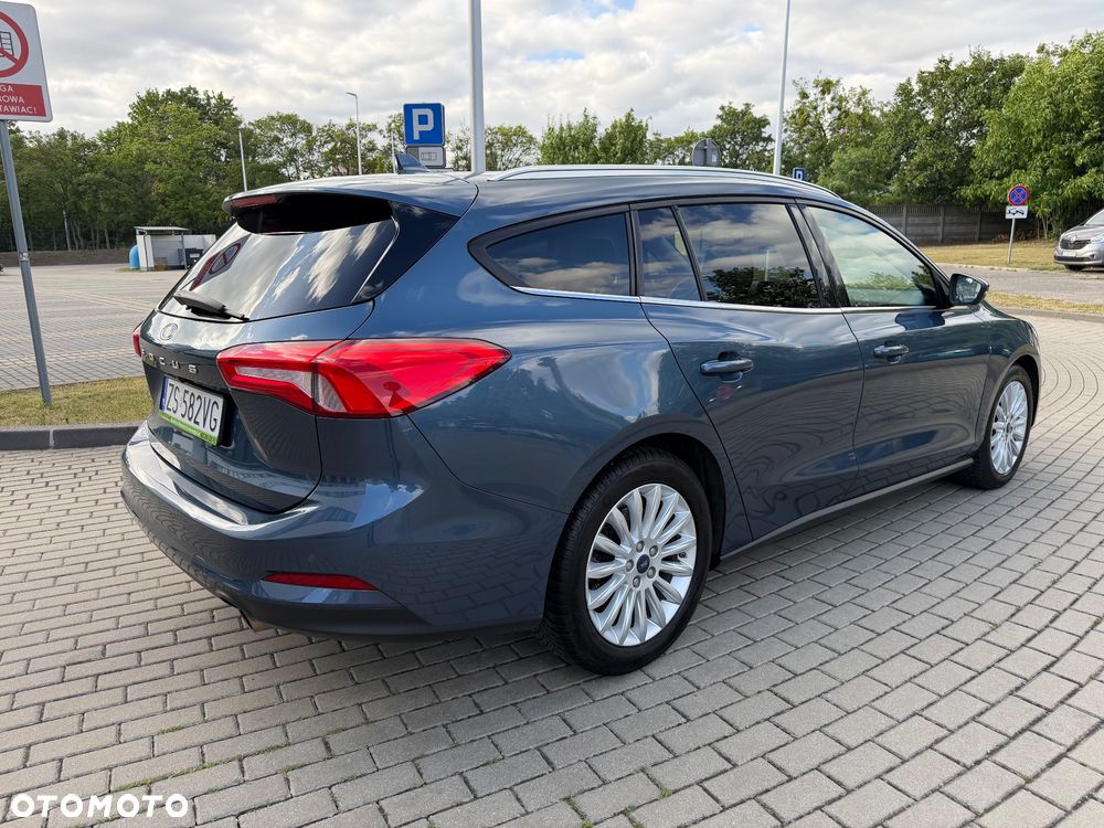 Ford Focus 1.0 EcoBoost Titanium Business - 27