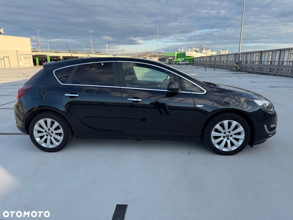 Opel Astra 1.4 T Cosmo - 13