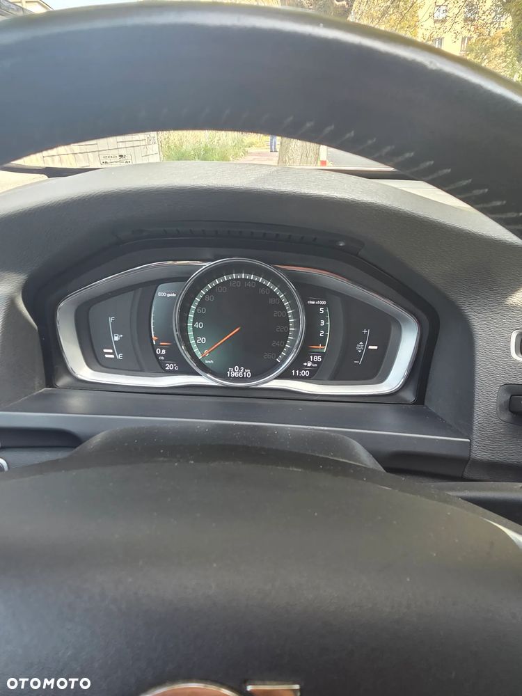 Volvo V60 D2 Drive-E Dynamic Edition (Kinetic) - 11