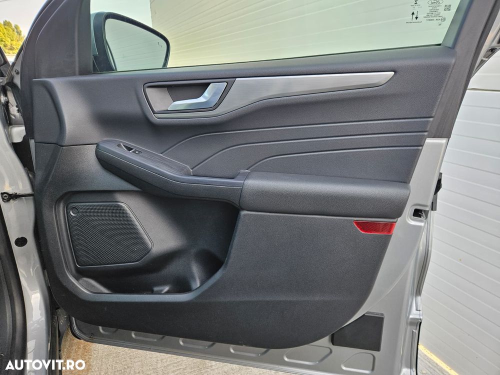 Ford Kuga 2.5 Duratec FHEV AWD Titanium - 31