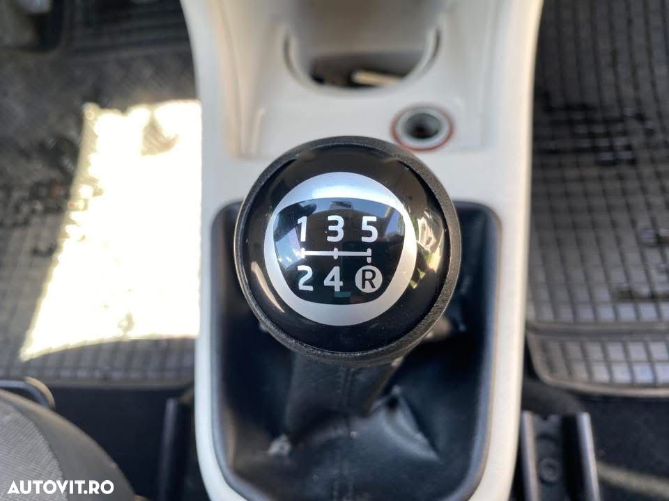 Volkswagen up! - 14