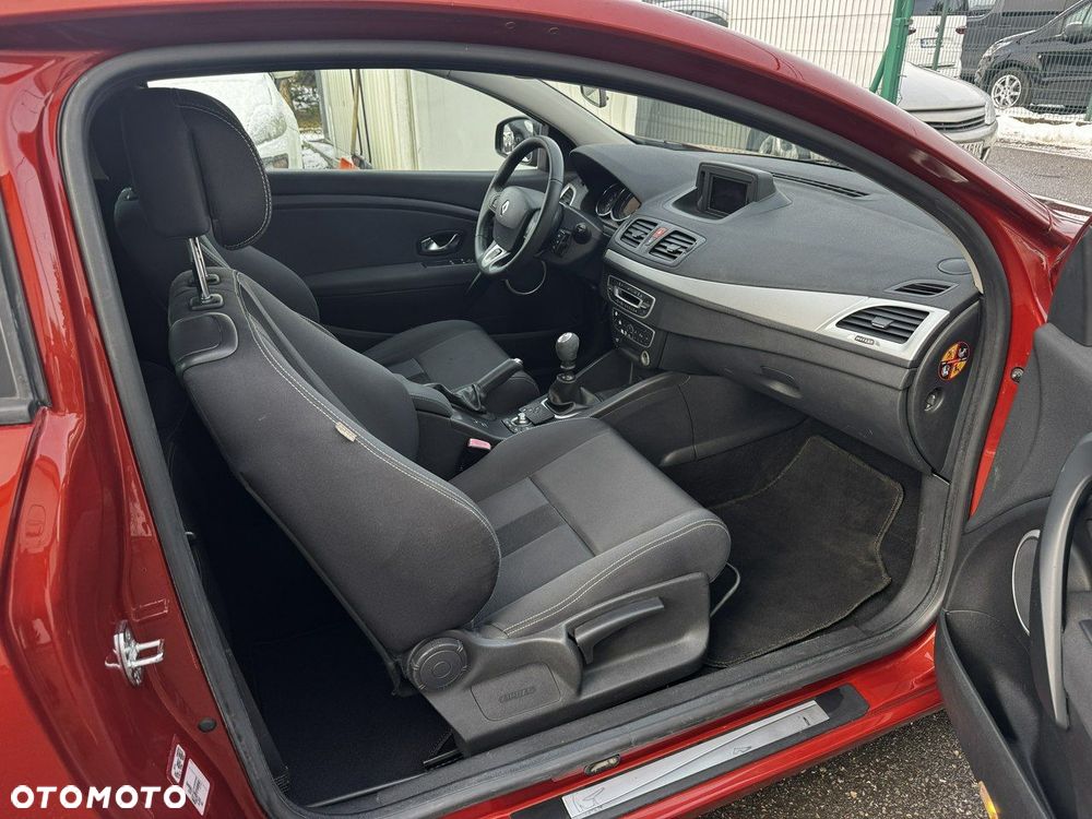Renault Megane - 11