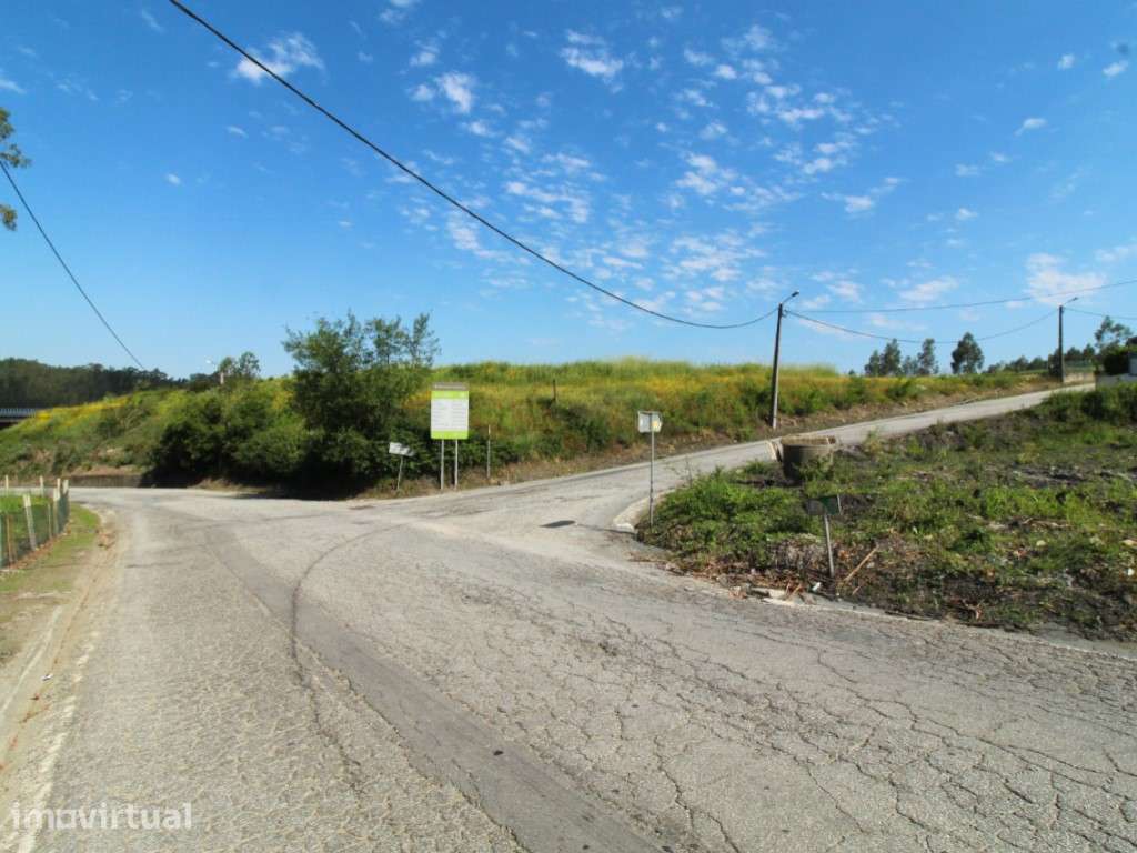 Vende-se terreno industrial com 13.500 m2 em Vila Nova de Famalicão - Grande imagem: 2/13