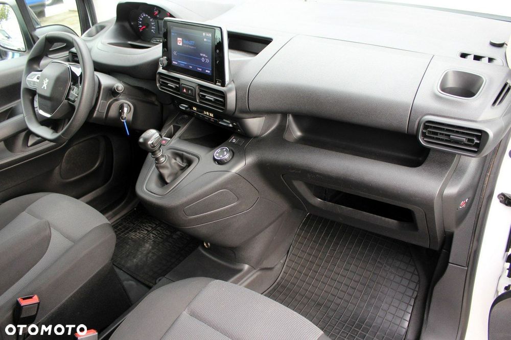 Peugeot Partner - 11