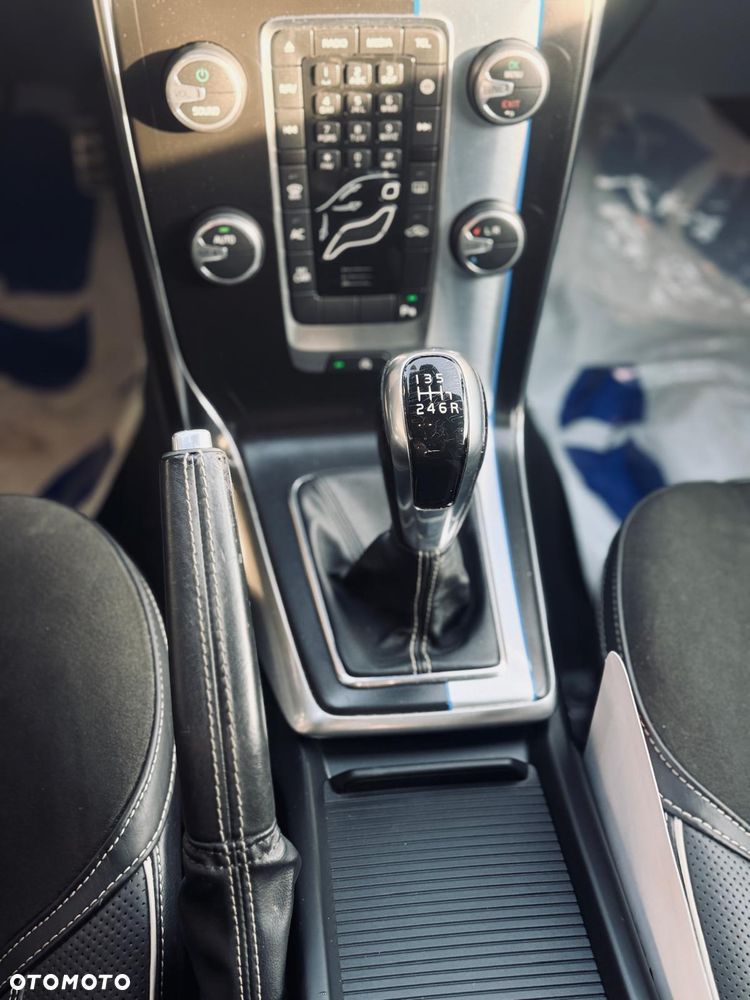Volvo V40 D2 Drive-E Base - 18