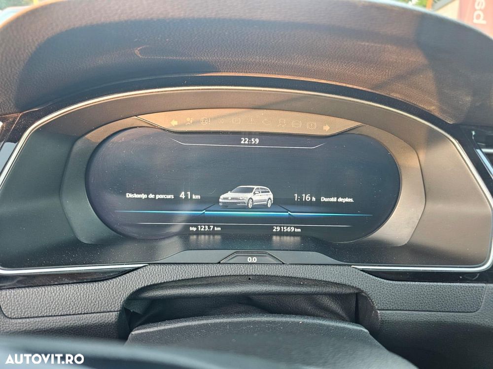 Volkswagen Passat 2.0 TDI DSG 4Motion Highline - 9