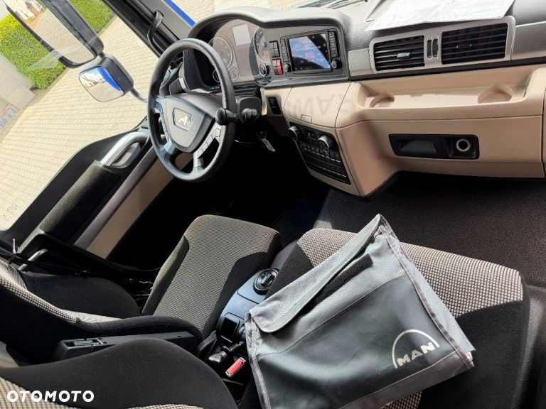 MAN TGL 12.250 NAVI KONTENER tylko 250 tys. km WINDA KONTRAKT SERWIS MAN DE - 11
