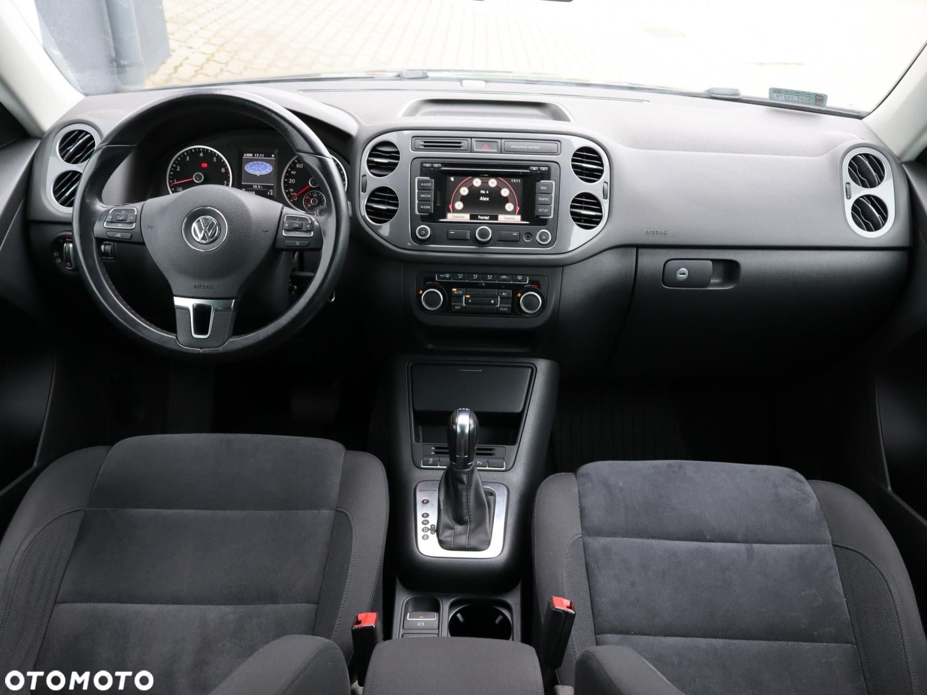 Volkswagen Tiguan - 5