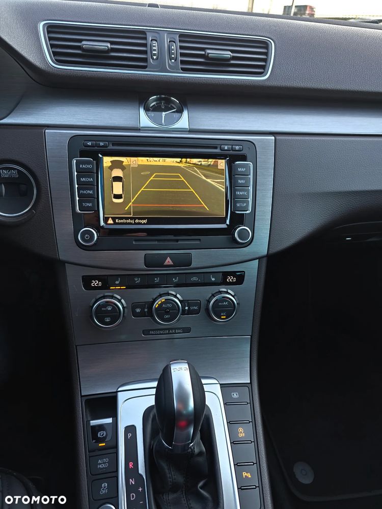 Volkswagen Passat 2.0 TDI Comfortline DSG - 9