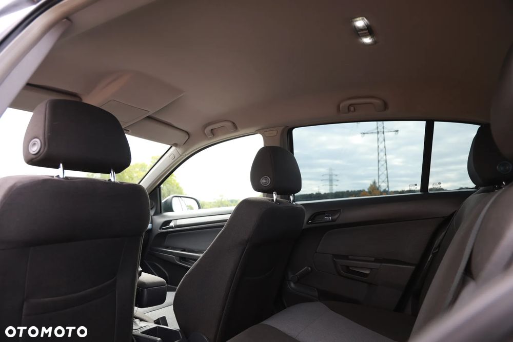 Opel Astra III 1.6 Enjoy - 23