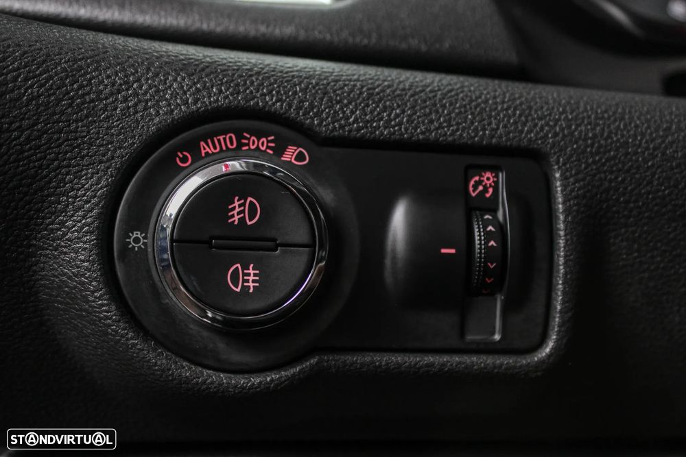 Opel Astra 1.7 CDTi Cosmo - 36