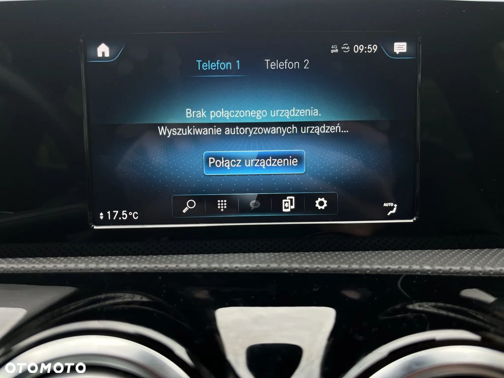 Mercedes-Benz CLA 180 7G-DCT - 29