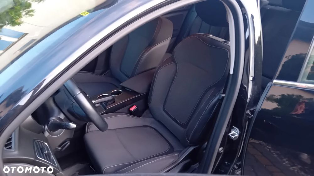 Renault Megane 1.3 TCe FAP Business - 24