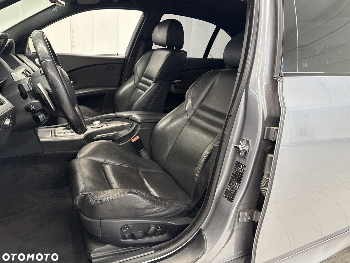 BMW M5 Standard - 16