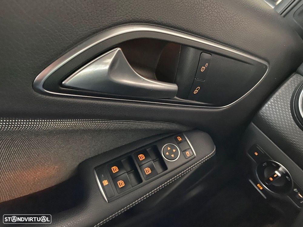 Mercedes-Benz A 160 CDI Urban - 24