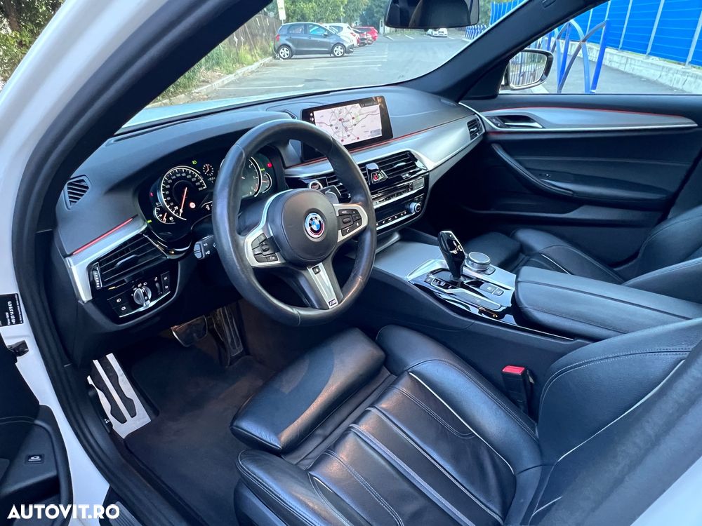BMW Seria 5 530d xDrive - 11
