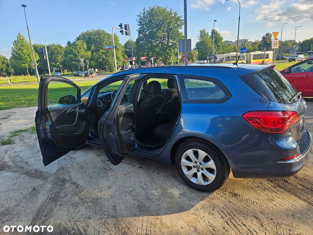 Opel Astra 1.4 T Enjoy EU6 - 13