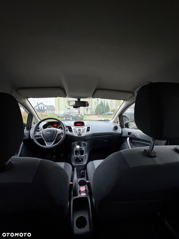 Ford Fiesta 1.25 Ghia - 7