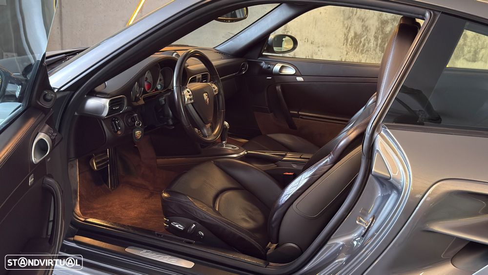 Porsche 911 (997) Turbo Tiptronic - 24