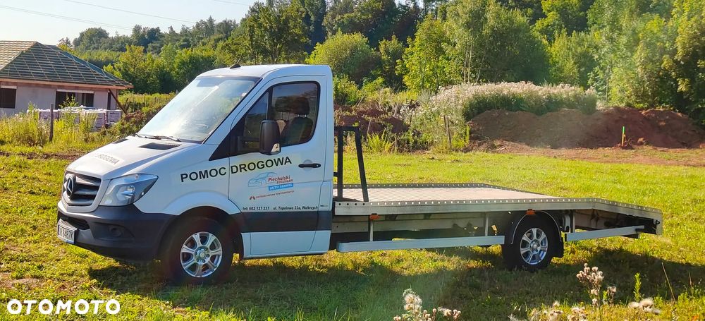 Mercedes-Benz Sprinter - 9