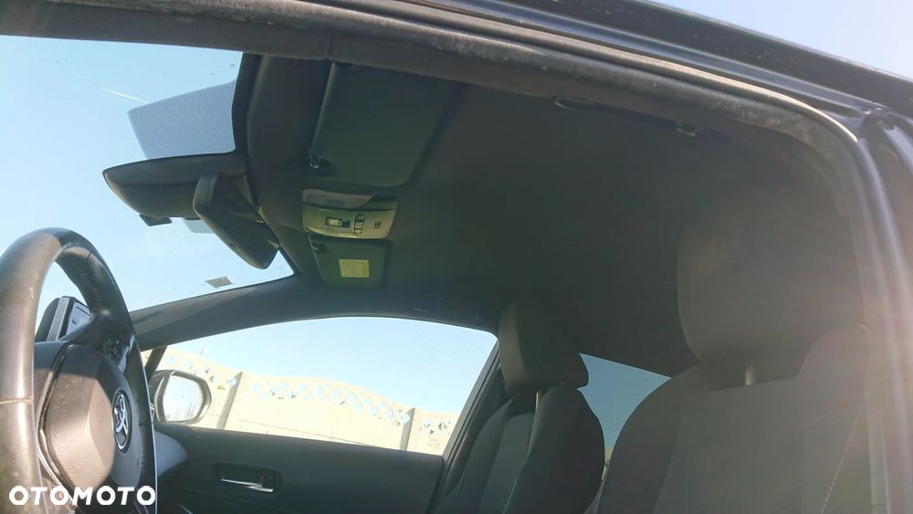 Toyota Corolla - 38