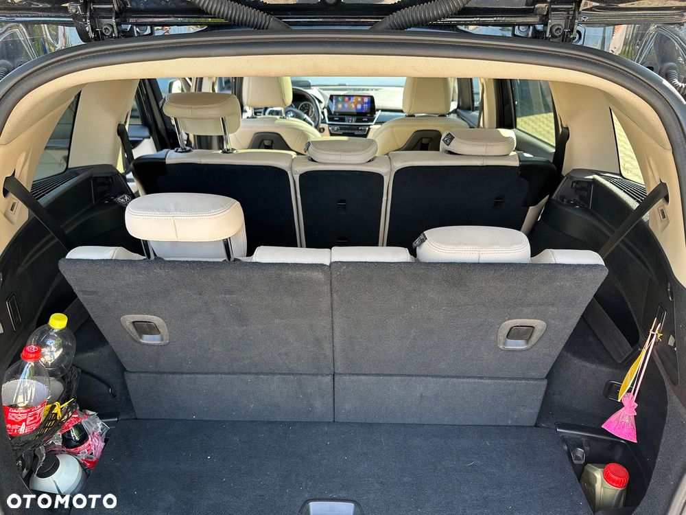 BMW Seria 2 220d - 11