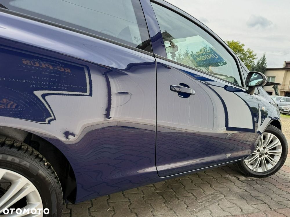 Opel Corsa 1.4 16V Cosmo - 38