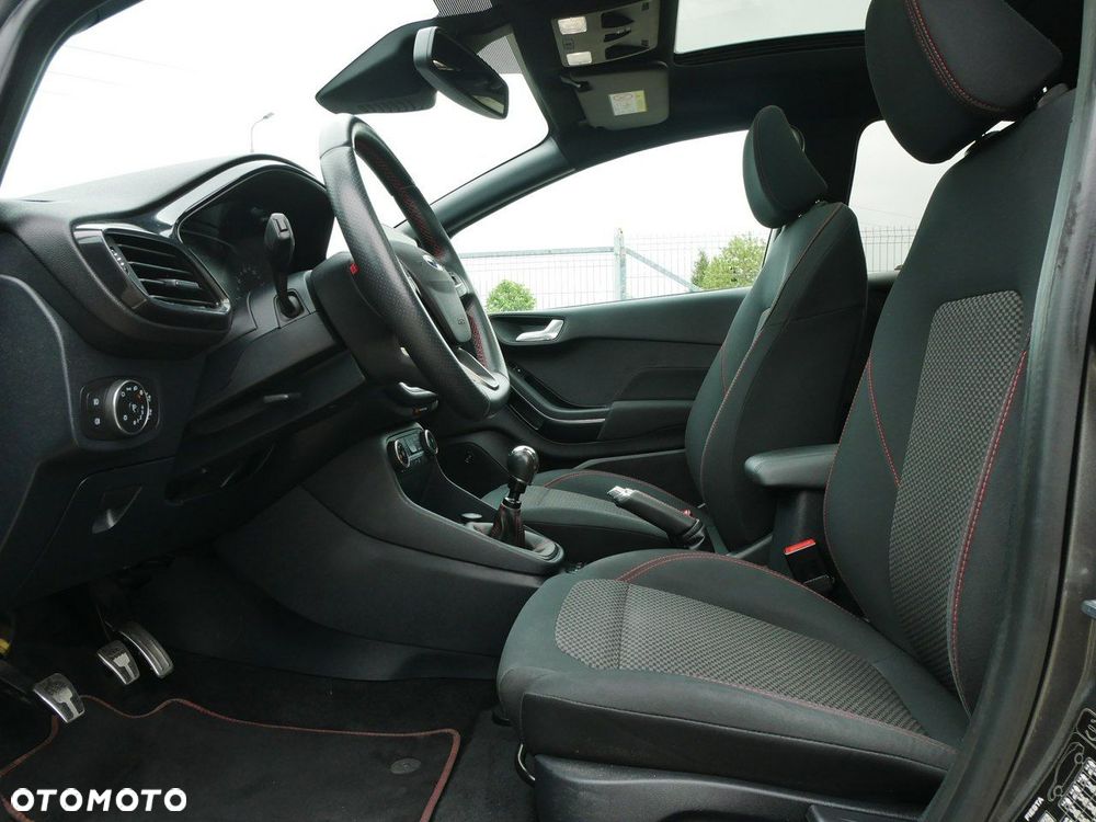Ford Fiesta - 12