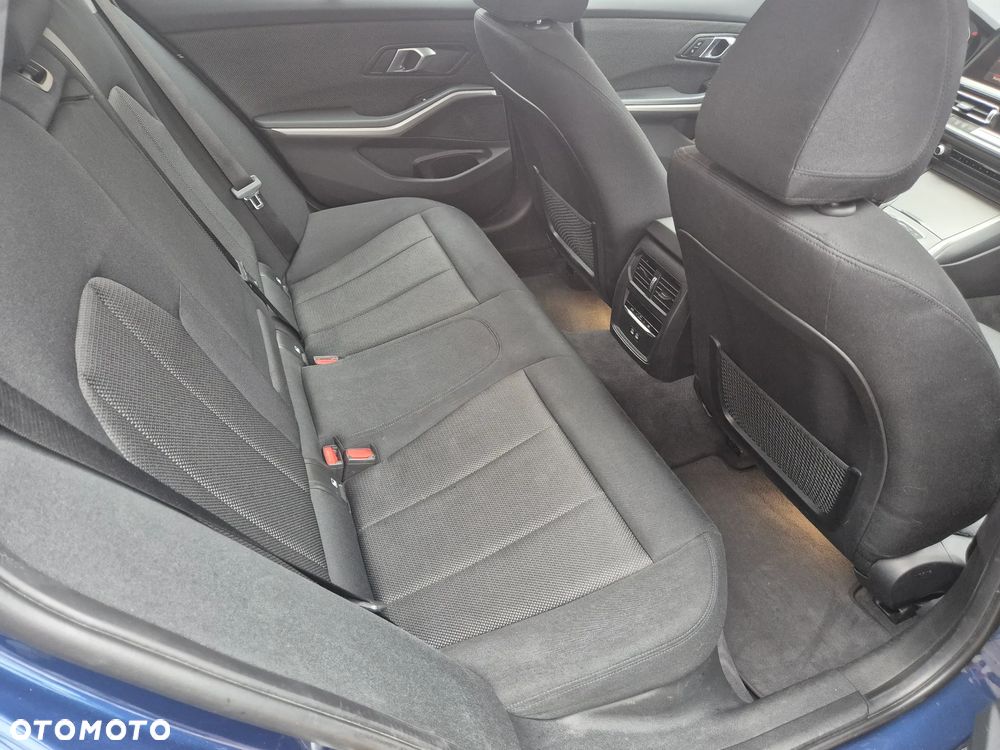 BMW Seria 3 320d MHEV Advantage - 6