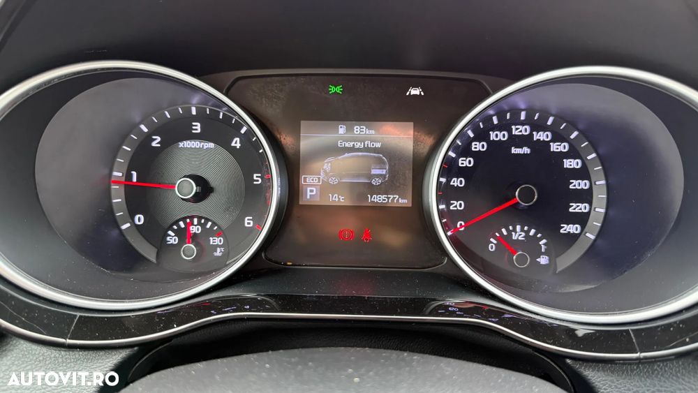 Kia Ceed 1.6 DSL MHEV 7DCT HP GT Line - 27