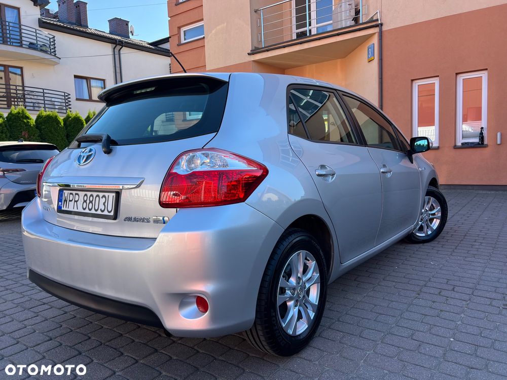 Toyota Auris 1.8 HSD Luna - 9