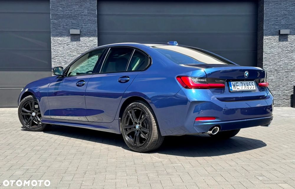 BMW Seria 3 318d MHEV Sport Line - 4
