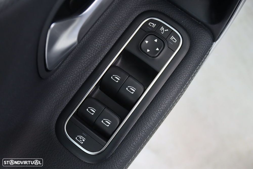 Mercedes-Benz A 250 Limousine e Style Plus - 17