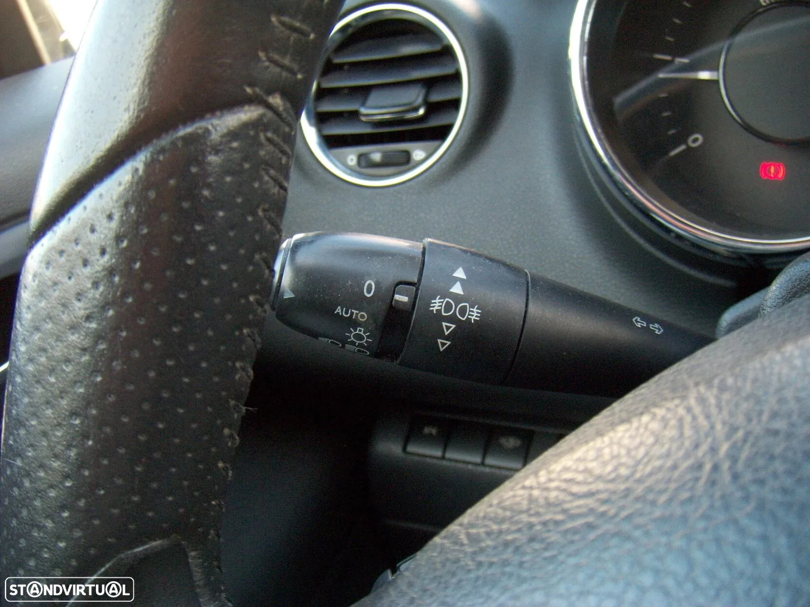 Peugeot 5008 1.6 HDi Executive JLL17 - 14