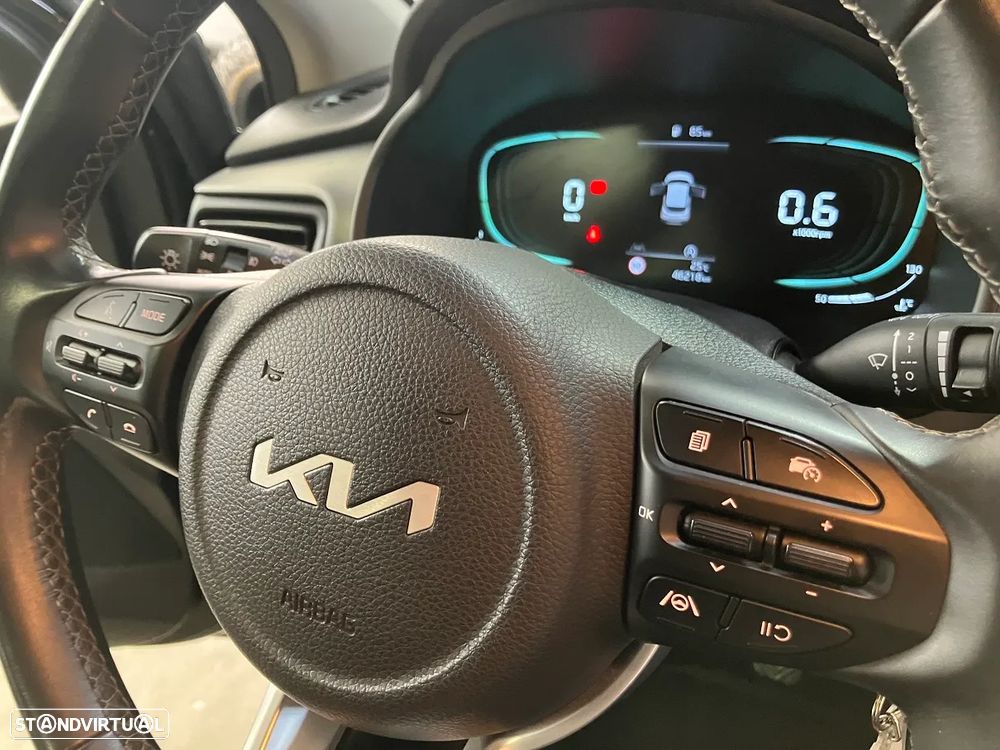 Kia Stonic - 33