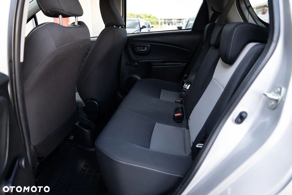 Toyota Yaris - 13
