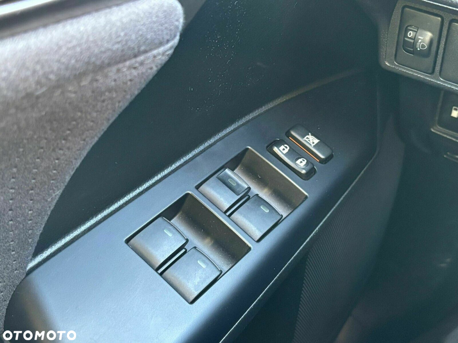 Lexus CT - 17