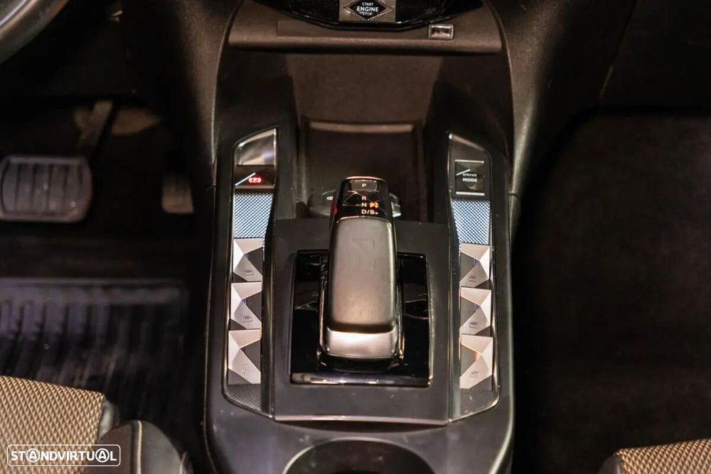 DS DS3 Crossback - 26