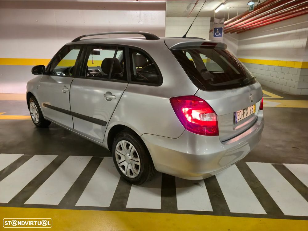 Skoda Fabia Break 1.2 Ambiente - 6