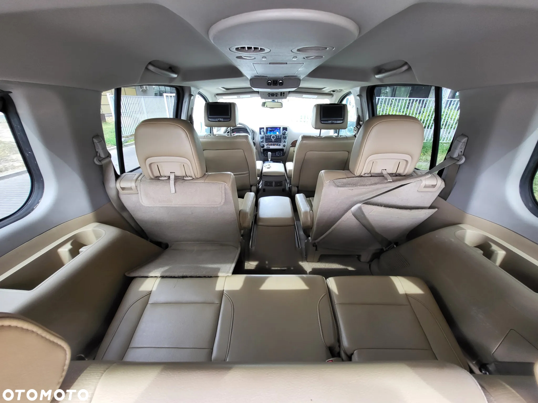 Nissan Armada - 30