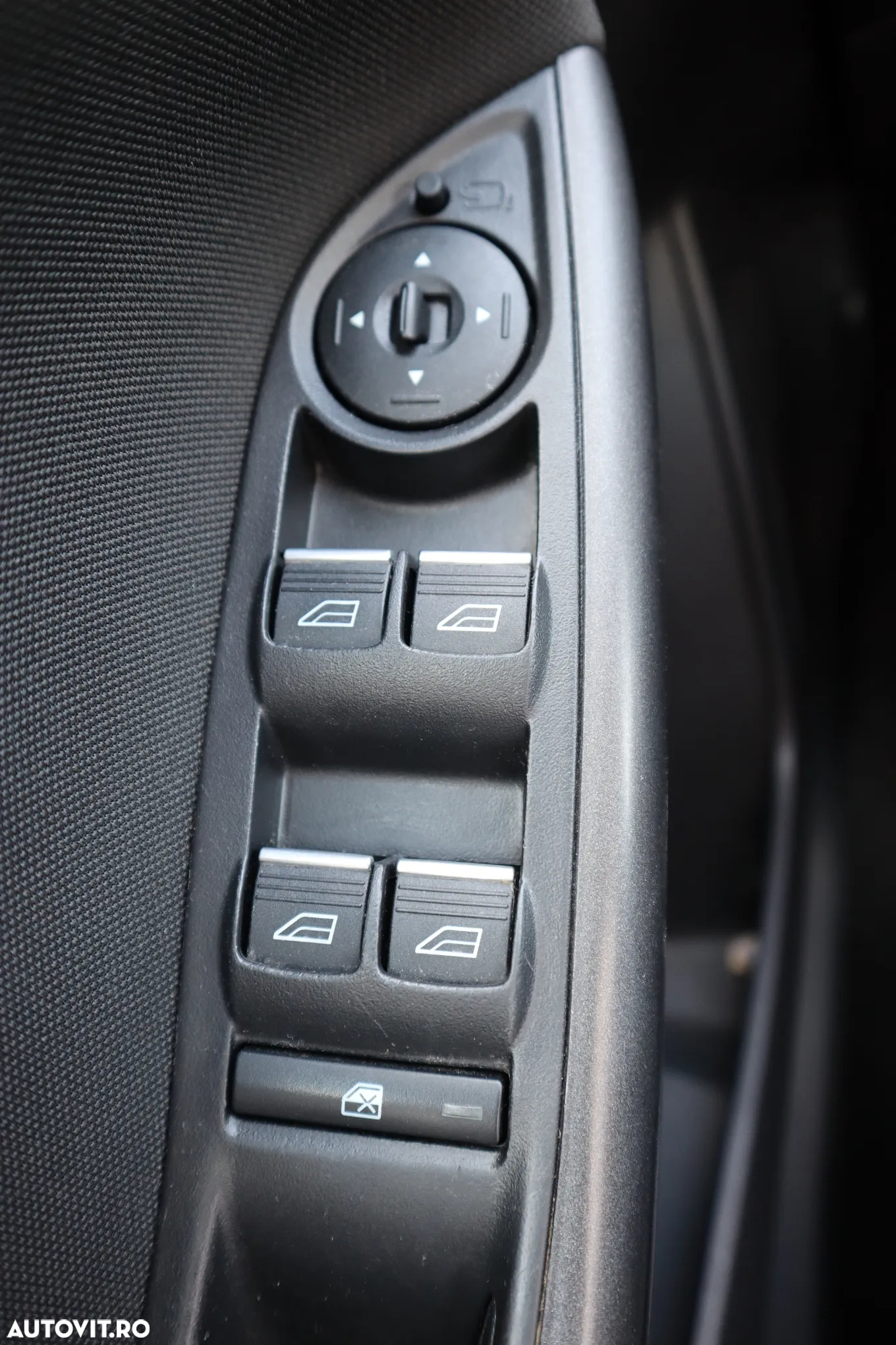 Ford Focus 1.0 EcoBoost Trend - 10