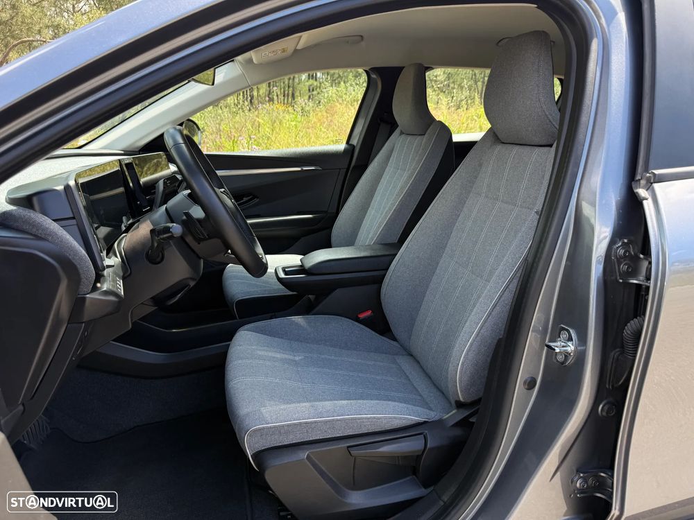 Renault Mégane E-Tech - 13