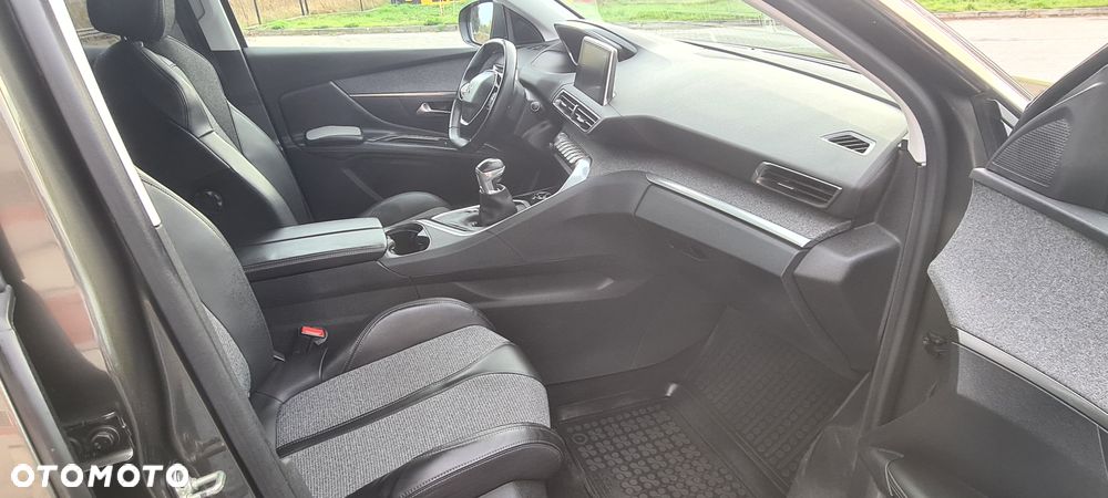 Peugeot 3008 - 28