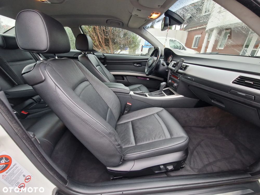 BMW Seria 3 320d xDrive Coupe - 5